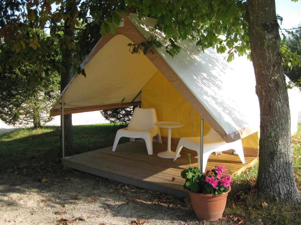 Camping Porte Des Vosges Bulgnéville Quarto foto