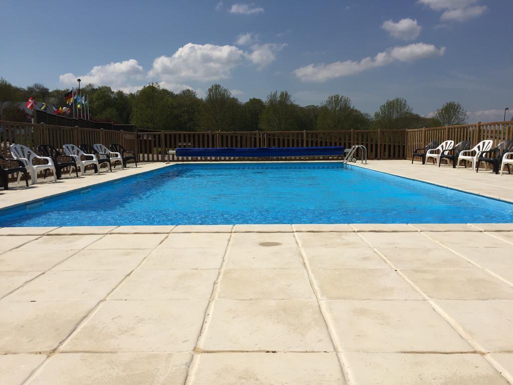 Camping Porte Des Vosges Bulgnéville Exterior foto